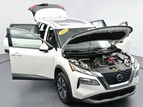 Used 2021 Nissan Rogue SV w/ Premium Package AWD/4WD image 44
