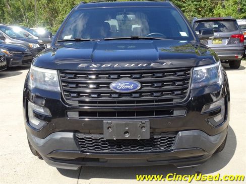 Used 2017 Ford Explorer Sport AWD/4WD image 2