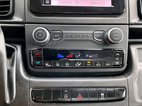 Used 2024 RAM ProMaster 2500 w/ Convenience Group FWD image 16