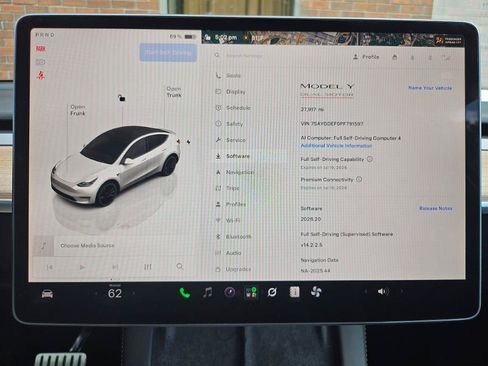 Used 2023 Tesla Model Y Performance AWD/4WD image 3