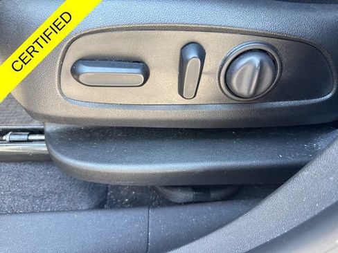 Used 2021 Chevrolet Equinox Premier AWD/4WD image 11