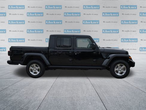 Used 2021 Jeep Gladiator Sport image 4