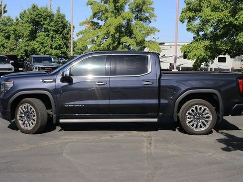 Used 2024 GMC Sierra 1500 Denali Ultimate image 3