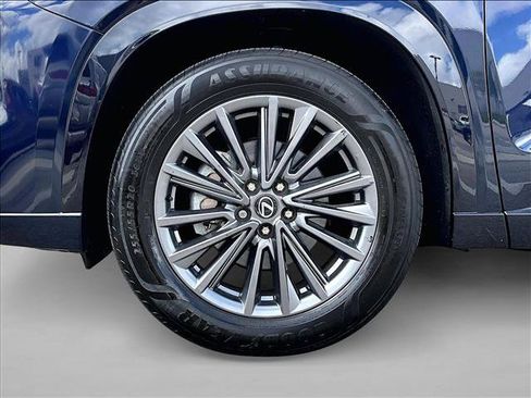 Used 2024 Lexus TX 350 FWD w/ Accessory Package (Z1) image 10
