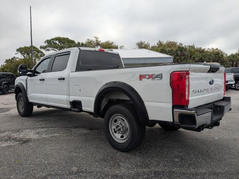 Used 2023 Ford F350 XL w/ FX4 Off-Road Package image 6