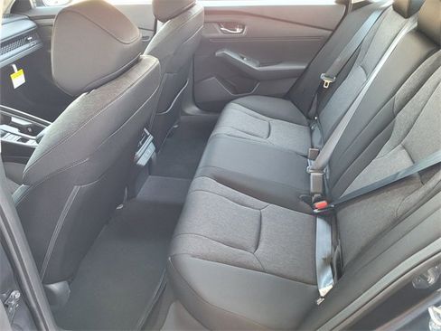 Used 2025 Honda Accord SE image 9
