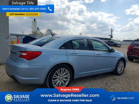 Used 2013 Chrysler 200 Limited FWD image 4