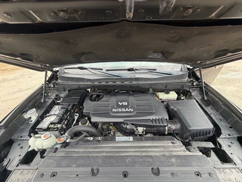 Used 2017 Nissan Titan Platinum Reserve image 19