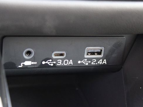 Used 2025 Subaru Outback Wilderness AWD/4WD image 21