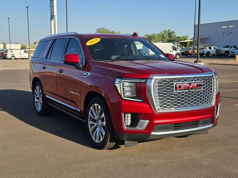 Certified 2024 GMC Yukon Denali w/ Advanced Technology Package AWD/4WD image 8
