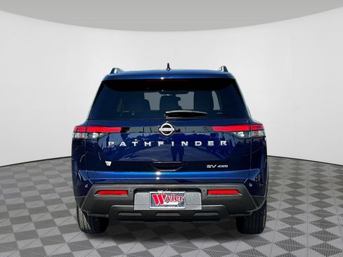 Used 2024 Nissan Pathfinder SV AWD/4WD image 5