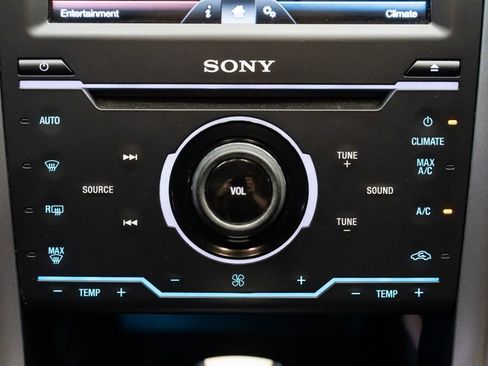 Used 2014 Ford Fusion Titanium image 12