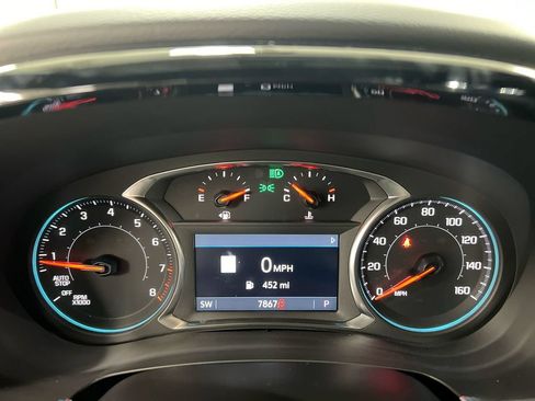 Used 2023 Chevrolet Traverse LT w/ LT Premium Package AWD/4WD image 11