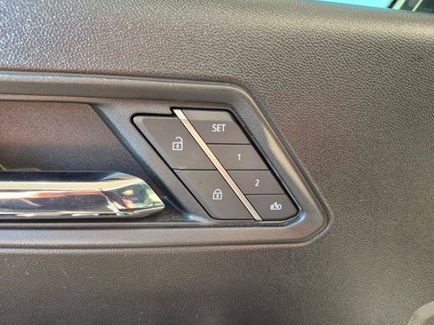 Used 2023 GMC Canyon Denali AWD/4WD image 19