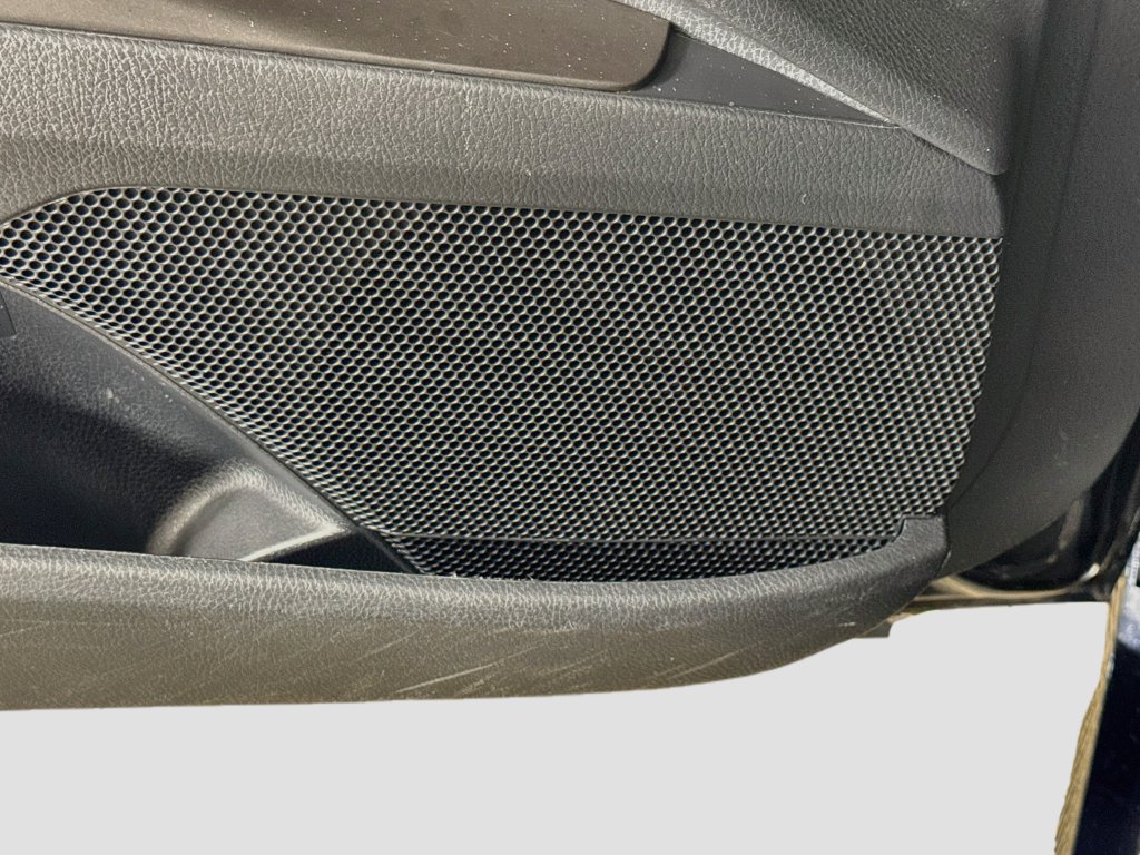 Used 2021 Toyota Camry LE w/ Carpet Mat Package (TMS) FWD image 14
