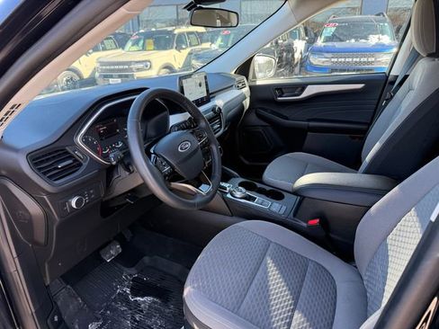 Used 2022 Ford Escape SE w/ Convenience Package image 3