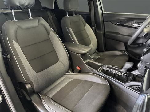 Used 2022 Chevrolet TrailBlazer LT w/ Convenience Package image 25