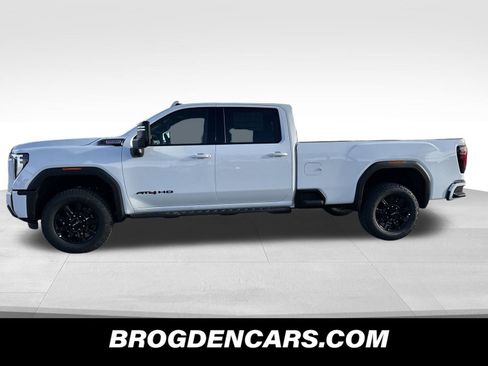 New 2026 GMC Sierra 2500 AT4 w/ AT4 Premium Plus Package image 5