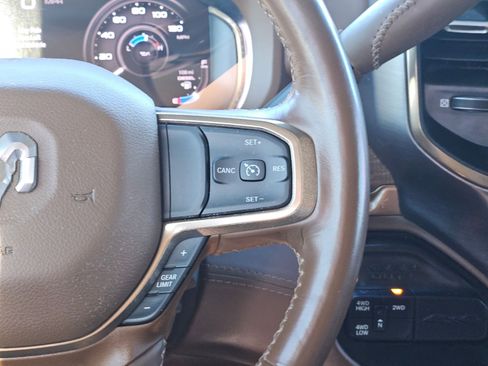 Used 2024 RAM 2500 Limited image 22