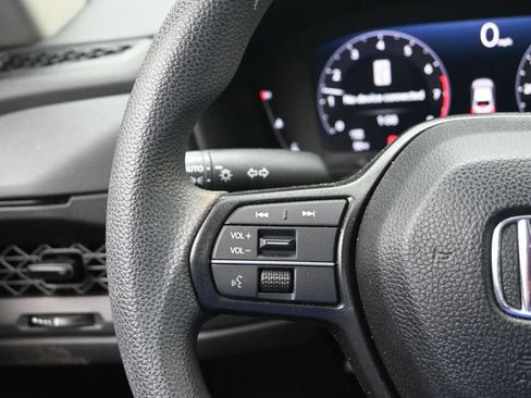 Used 2024 Honda Accord LX image 13