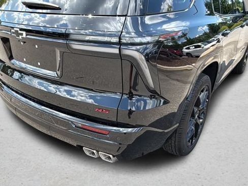 Used 2026 Chevrolet Traverse RS FWD image 43
