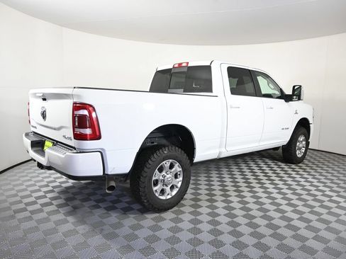 Used 2024 RAM 2500 Laramie AWD/4WD image 7