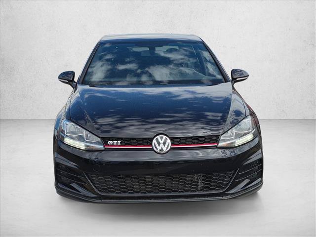 Used 2018 Volkswagen Golf 4-Door FWD image 2