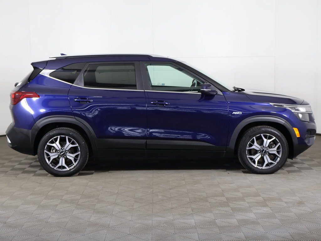 Used 2022 Kia Seltos EX AWD/4WD image 19