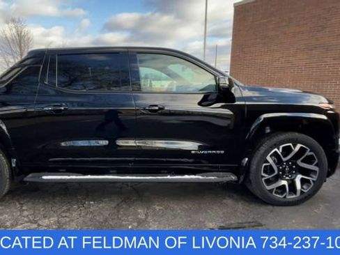 Certified 2024 Chevrolet Silverado EV RST image 9