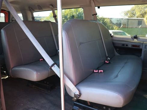 Used 2012 Ford E-350 and Econoline 350 XL image 15