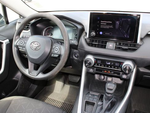 Used 2023 Toyota RAV4 XLE w/ Convenience Package FWD image 9