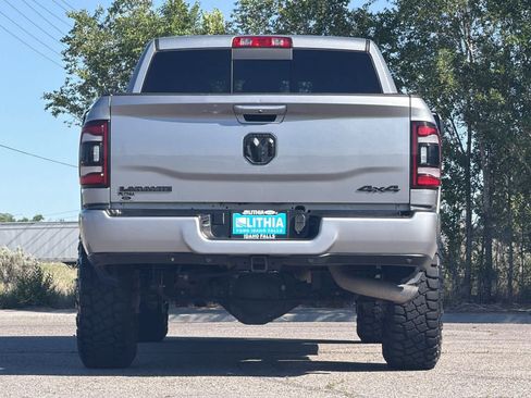 Used 2022 RAM 2500 Laramie w/ Night Edition AWD/4WD image 7