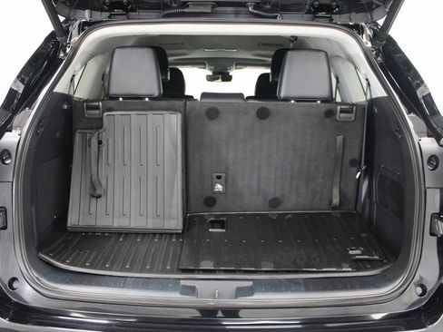 Used 2022 Toyota Highlander Limited image 20