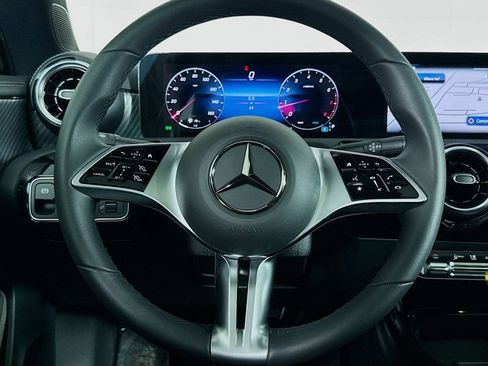 New 2026 Mercedes-Benz CLA 250 4MATIC image 17