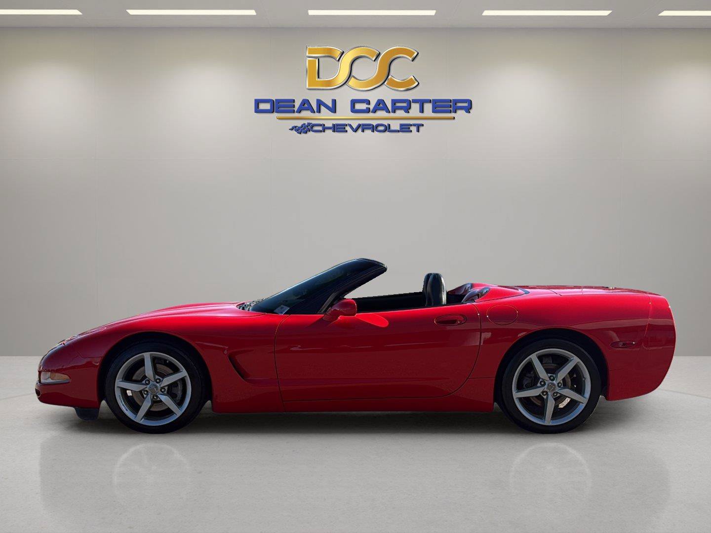 Used 1998 Chevrolet Corvette Convertible w/ Performance Handling Pkg RWD image 2