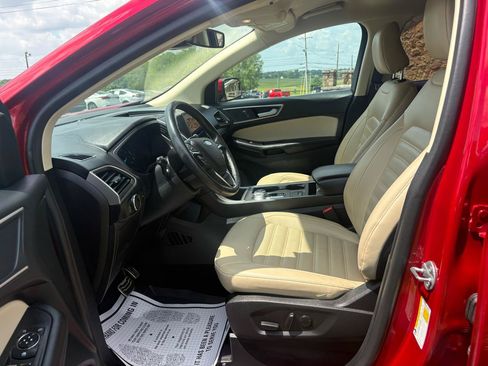 Used 2024 Ford Edge SEL w/ Convenience Package AWD/4WD image 9