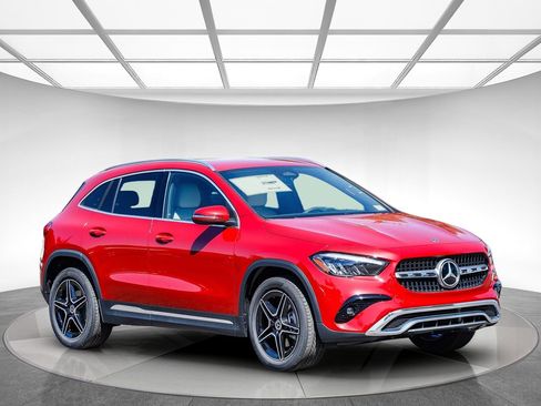 New 2026 Mercedes-Benz GLA 250 4MATIC image 5