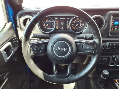 Used 2021 Jeep Gladiator Sport AWD/4WD image 12