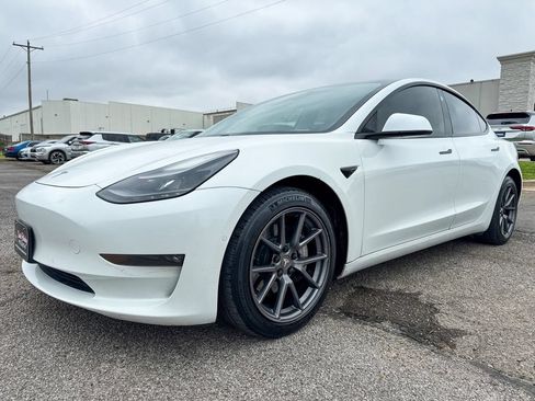 Used 2021 Tesla Model 3 Long Range AWD/4WD image 3