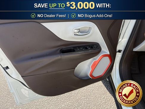 Used 2016 Jeep Renegade Limited FWD image 16