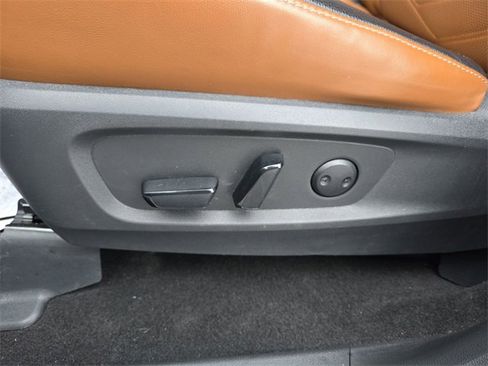 Certified 2023 Nissan Pathfinder Platinum image 12