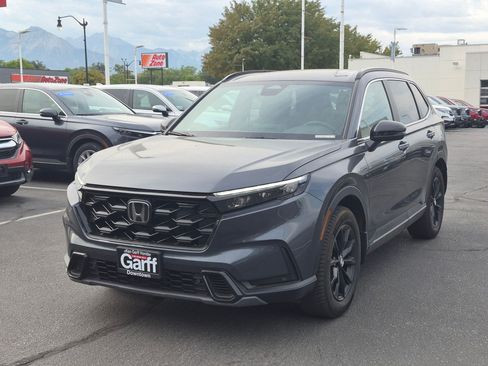 Used 2025 Honda CR-V Sport-L image 10