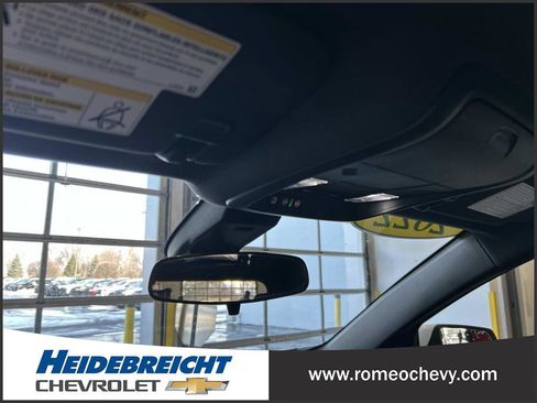 Certified 2022 Chevrolet Equinox RS w/ LPO, Floor Liner Package image 28