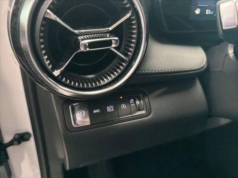 New 2026 Chevrolet Equinox LT image 17