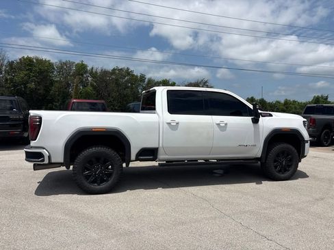 Used 2024 GMC Sierra 2500 AT4 w/ AT4 Preferred Package AWD/4WD image 21