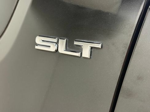 Certified 2017 GMC Acadia SLT AWD/4WD image 14