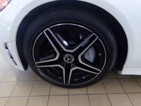 Used 2020 Mercedes-Benz C 300 Sedan w/ AMG Line image 35