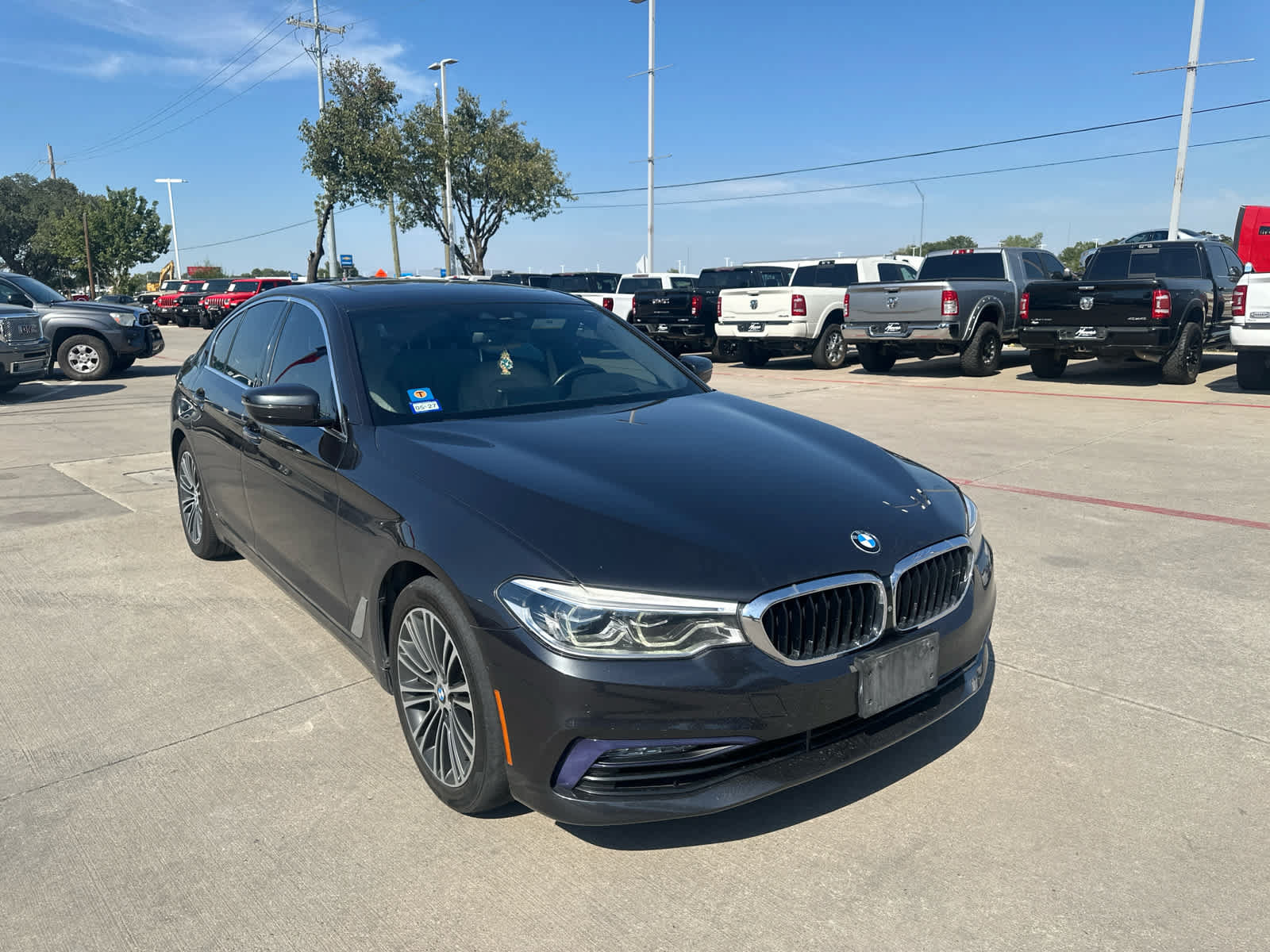 Used 2017 BMW 540i RWD image 2