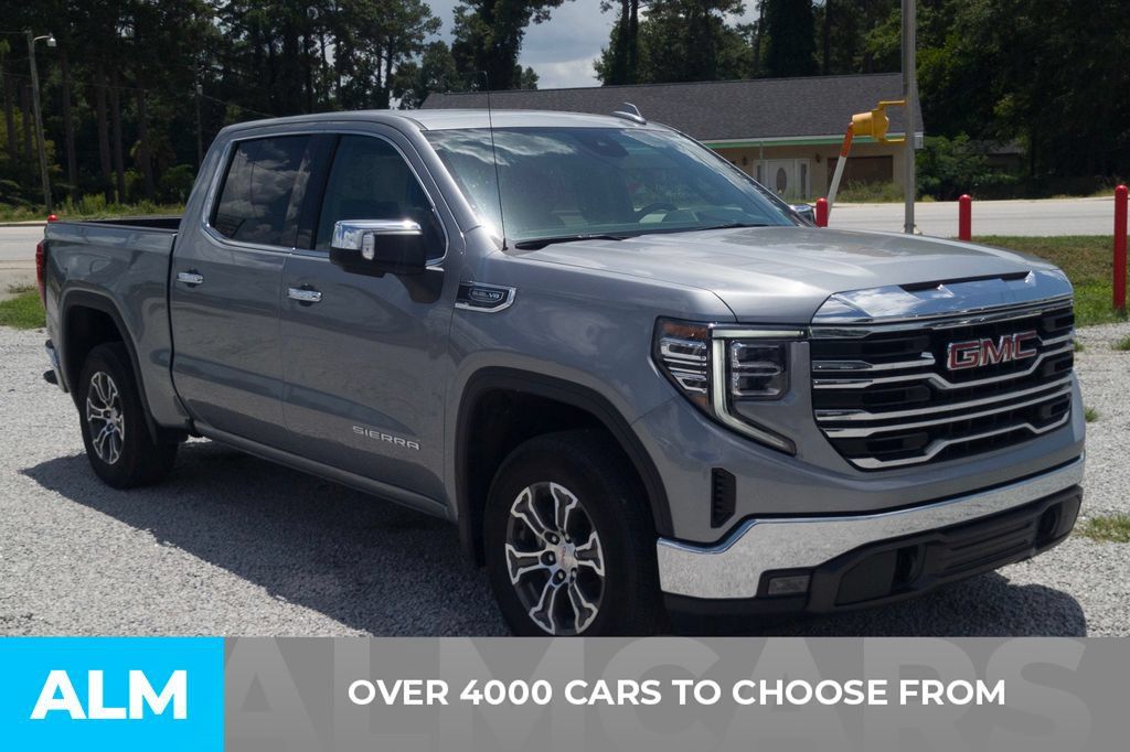 Used 2025 GMC Sierra 1500 SLT RWD image 2
