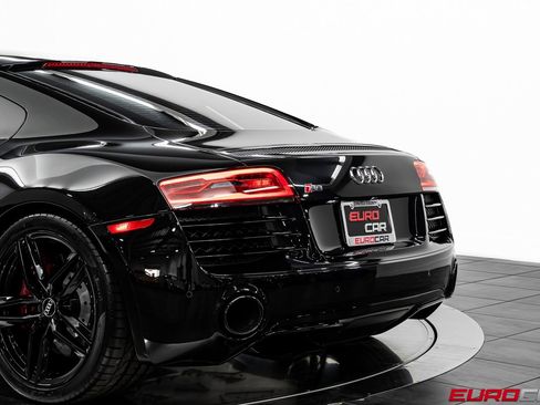 Used 2015 Audi R8 V10 image 17
